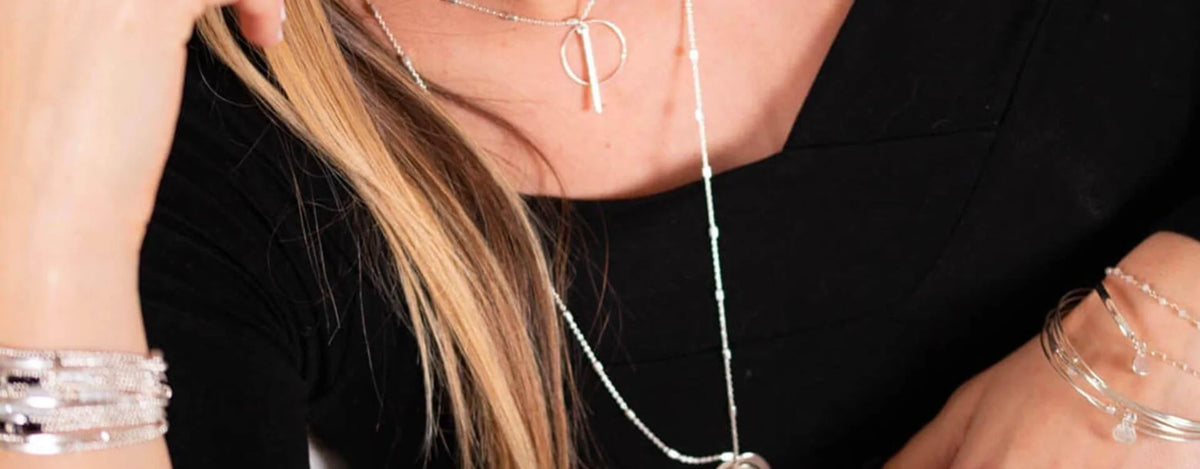 Bijoux à offrir pour les anniversaires : guide par âge