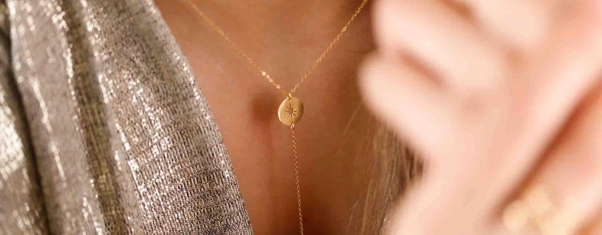 Bijoux en argent ou en plaqué or : lequel choisir pour le réveillon ?