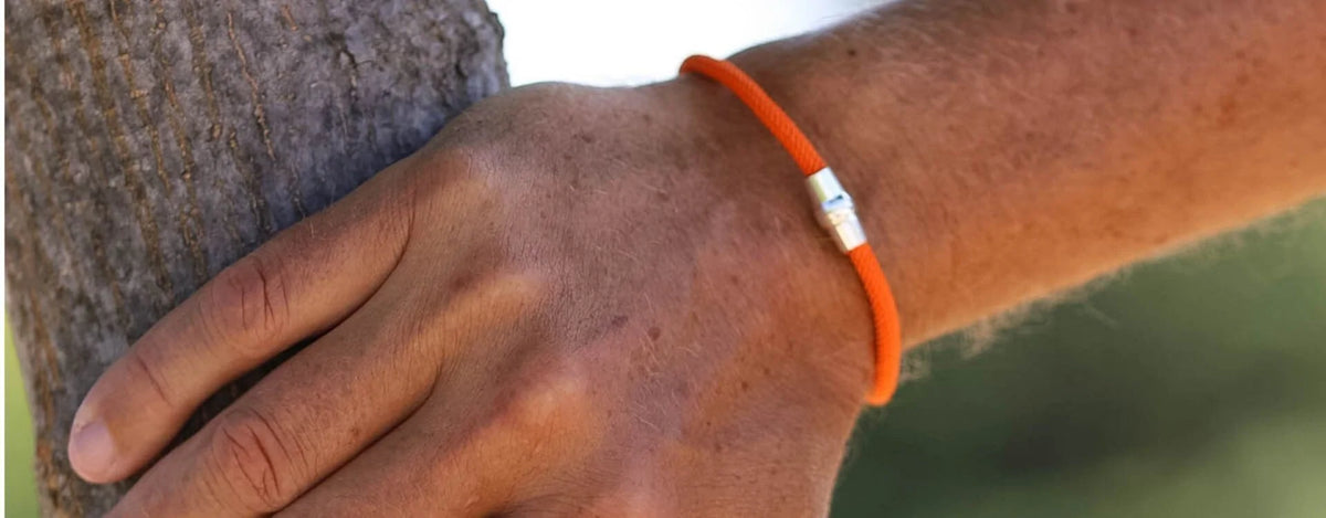 Comment créer un look unique avec des bracelets pour homme en cordon et chaîne