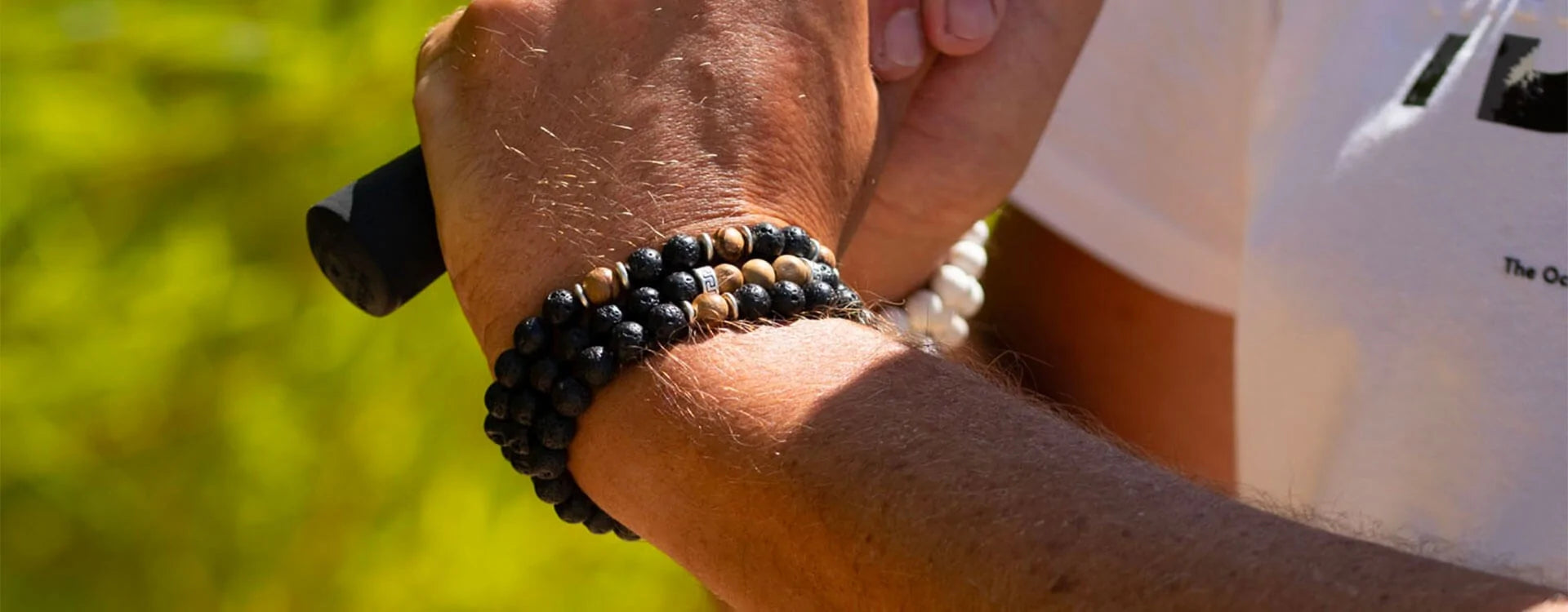 Guide pratique : Entretien de votre bracelet perles homme