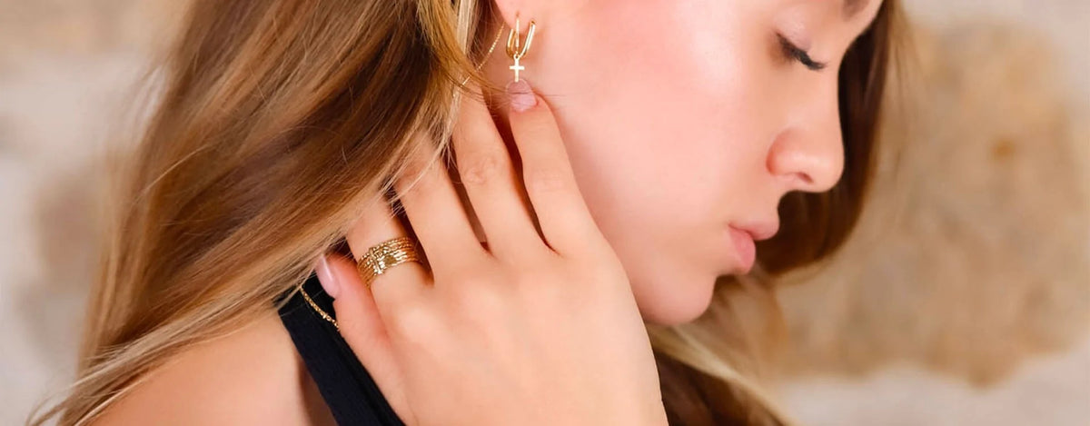 L'art de sélectionner des bijoux : Harmoniser les bijoux femme avec la morphologie du visage