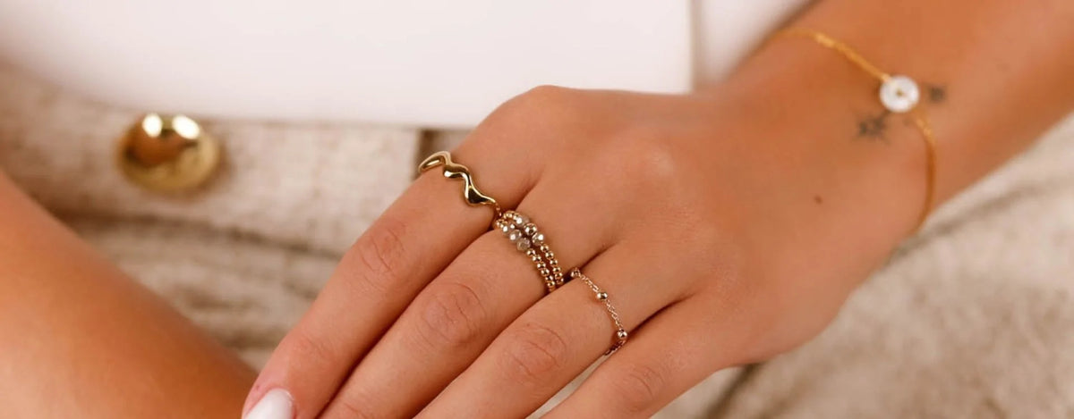 Comment assortir votre bague plaqué or à vos autres bijoux