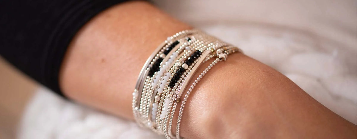Bracelets en argent : des bijoux intemporels