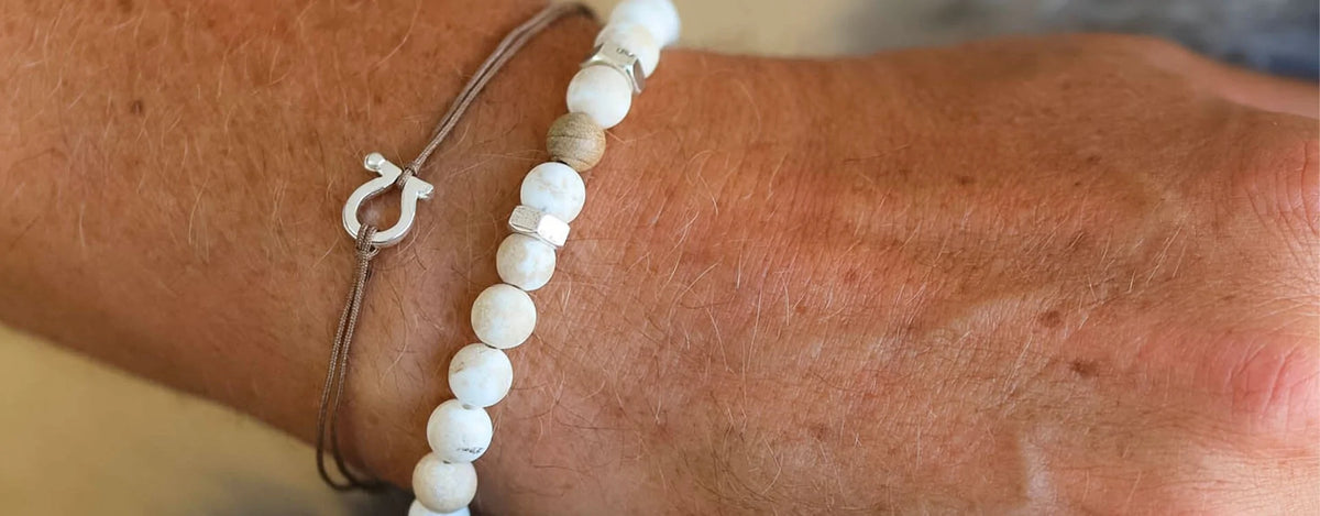 Bracelet perles homme : styles, occasions, conseils