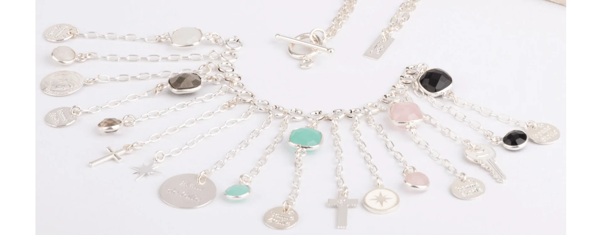 Les charms en argent