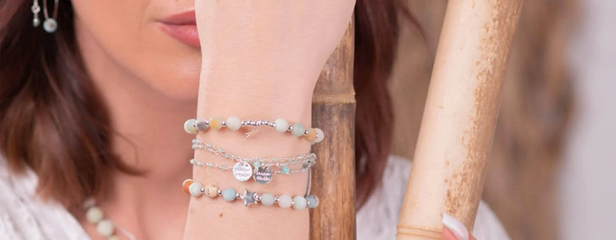 Bracelets en argent et lithothérapie : La puissance des pierres naturelles