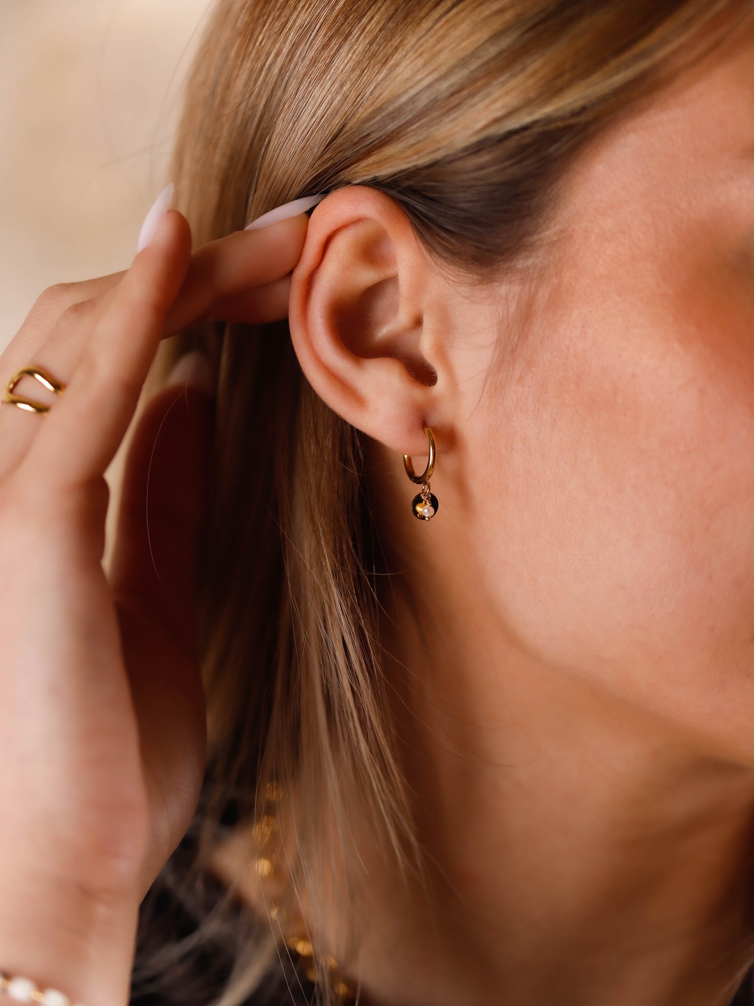 boucles d'oreilles créoles en acier inoxydable et perles pour femme 