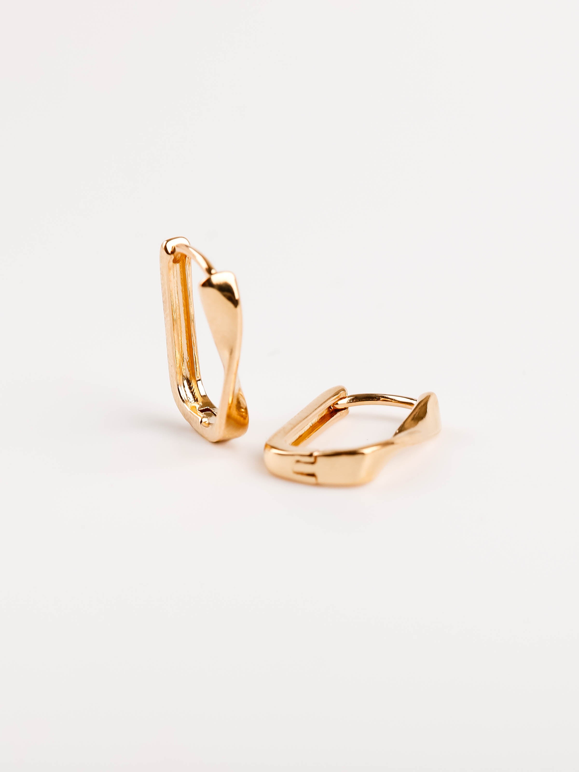 boucles d'oreilles créoles en plaqué or pour femme