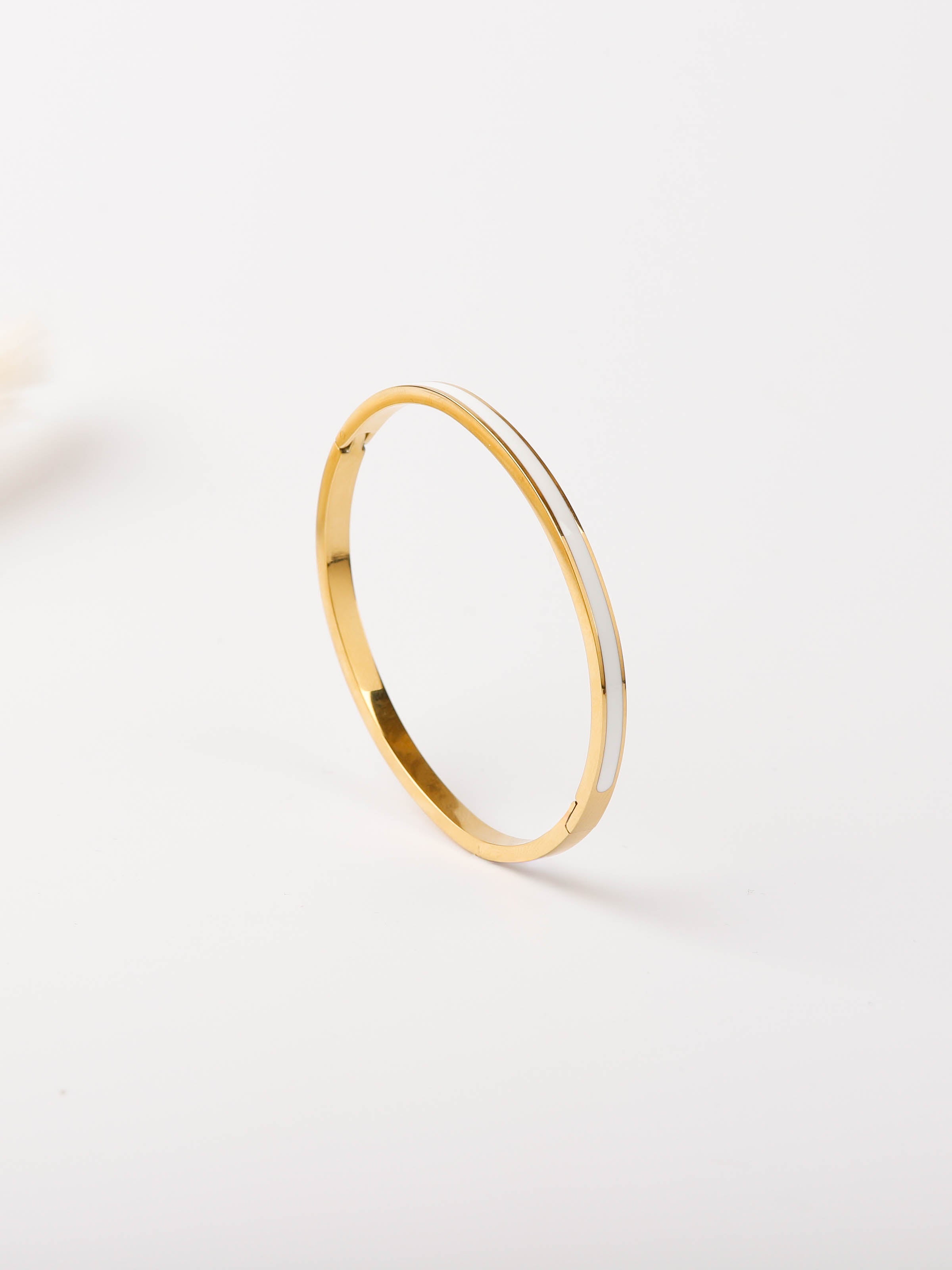 bracelet jonc en acier inoxydable et résine pour femme 