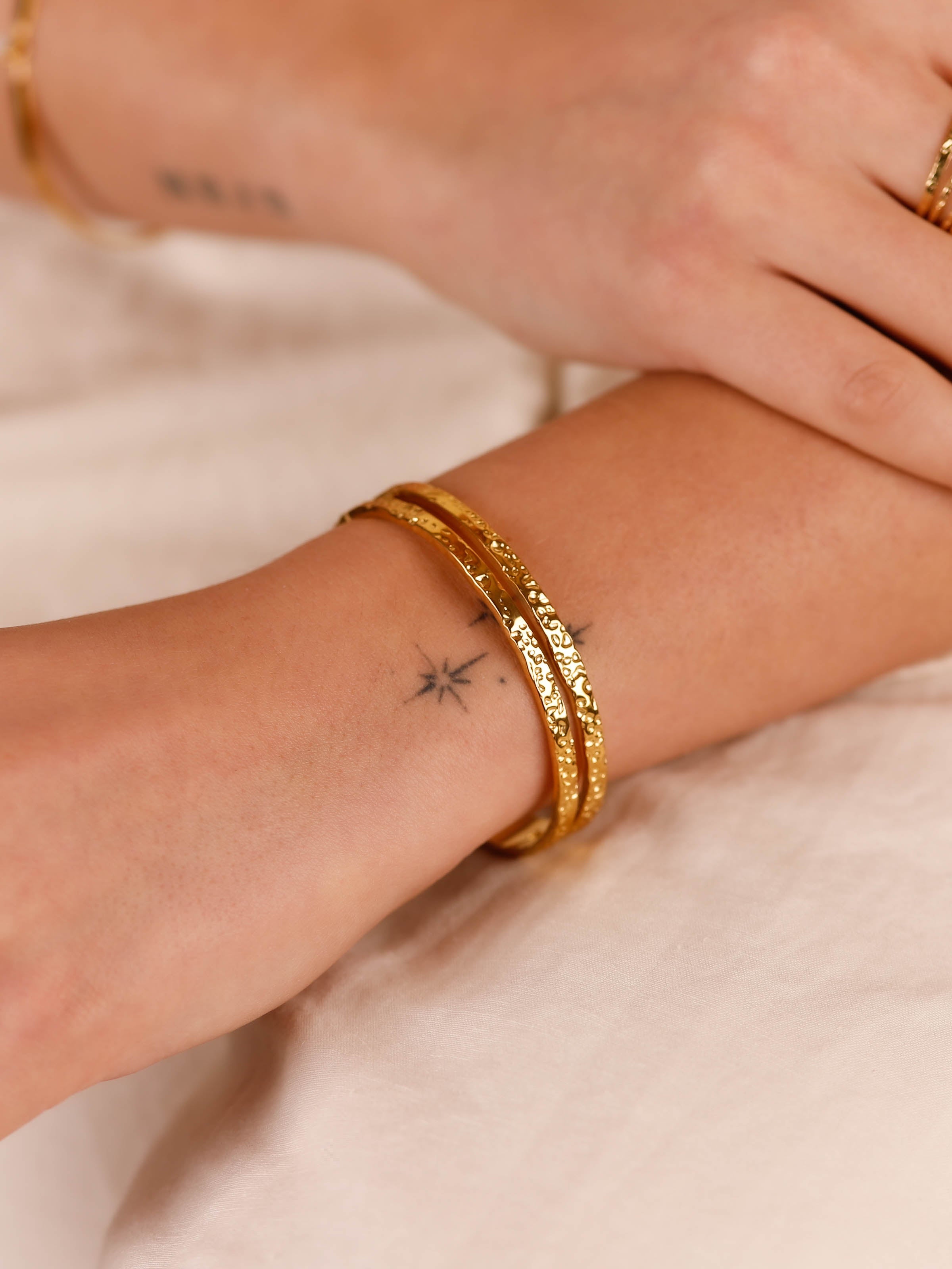 bracelet jonc martelé en acier inoxydable réglable pour femme 