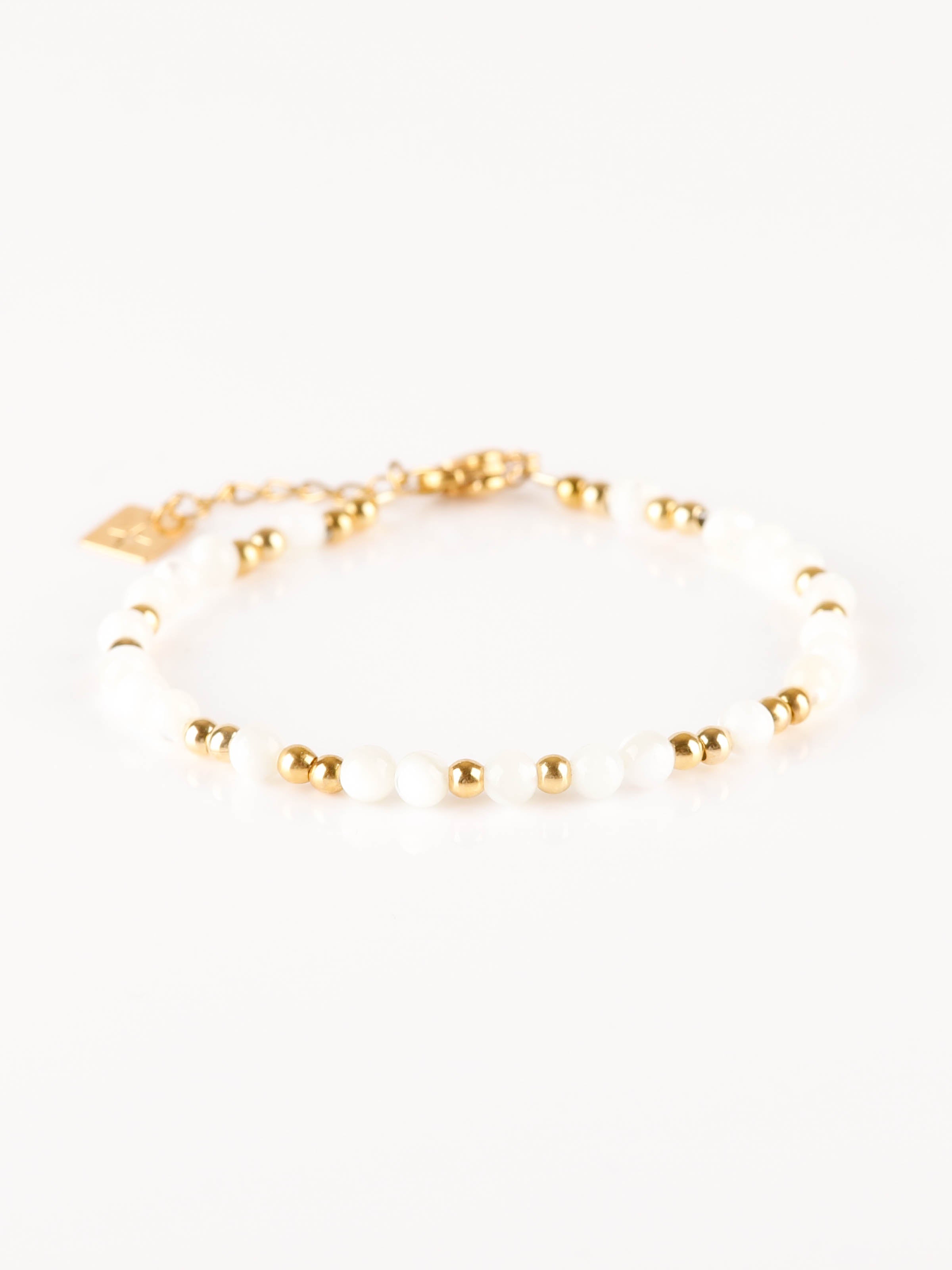 bracelet en perle de nacre et plaqué or pour femme