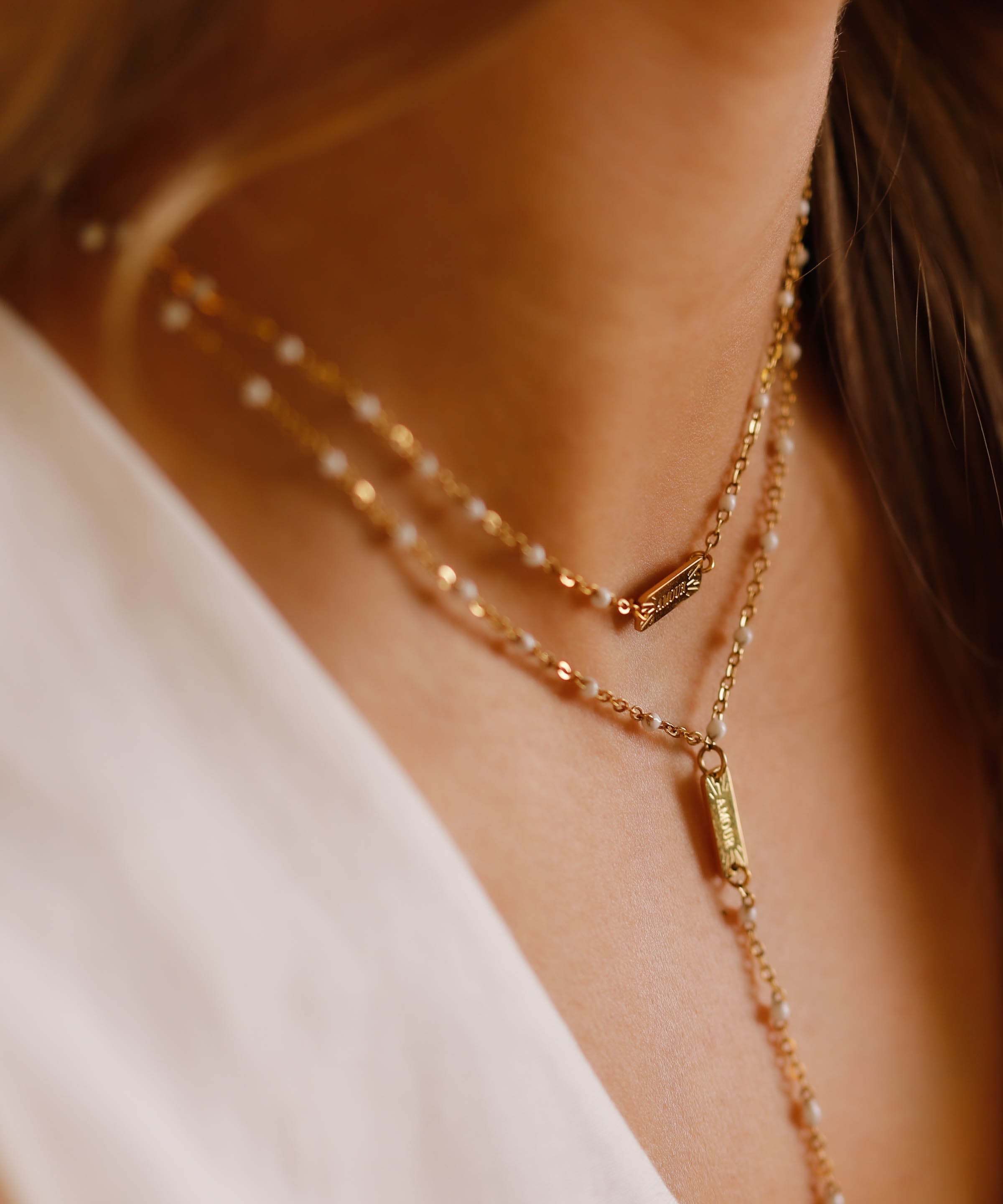 collier en acier inoxydable et résine pour femme 