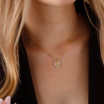 collier en acier inoxydable et nacre pour femme 