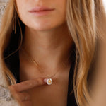 collier en acier inoxydable et nacre pour femme 