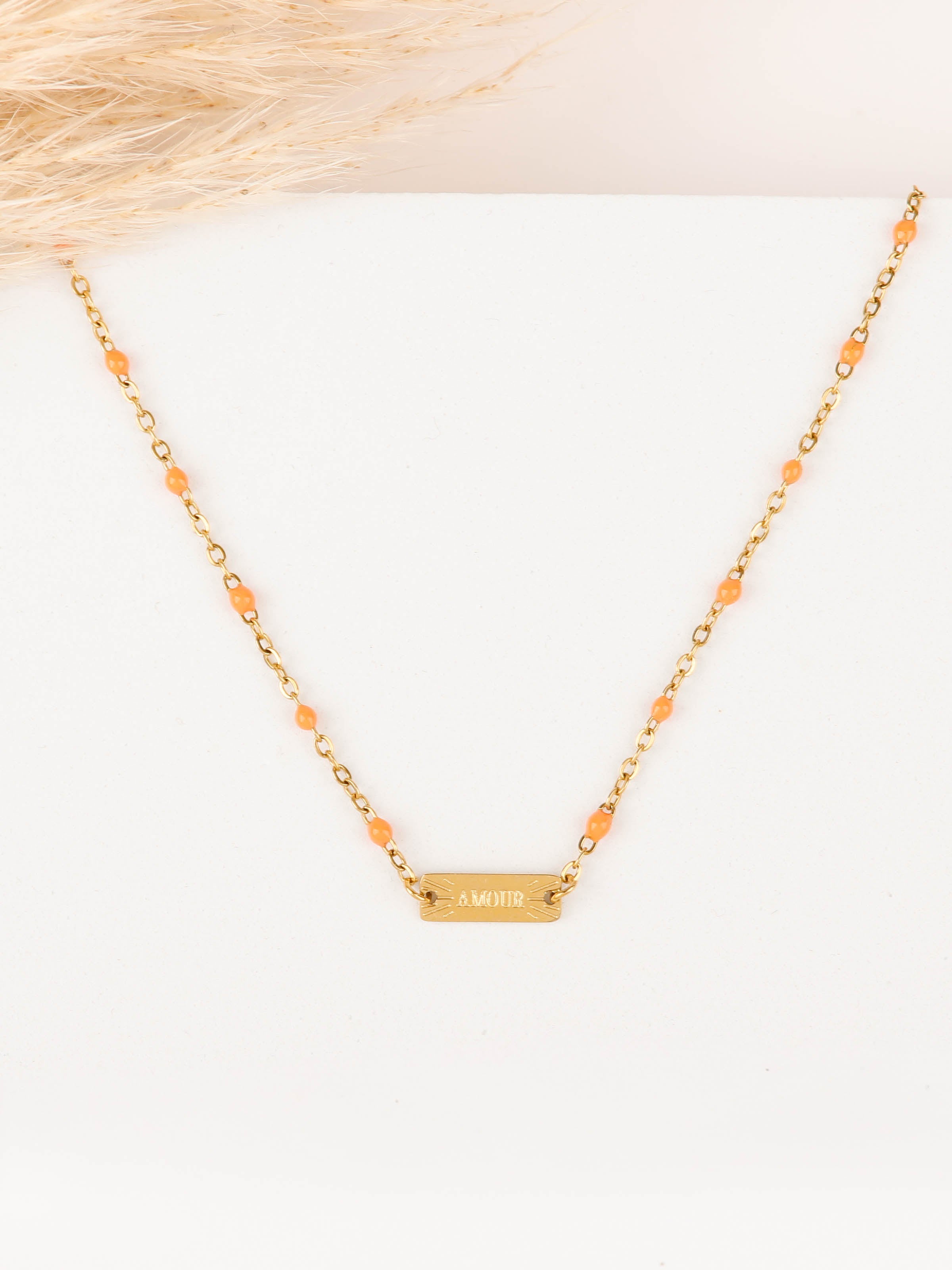 collier en acier inoxydable et résine pour femme 