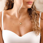 collier en acier inoxydable et nacre pou femme 